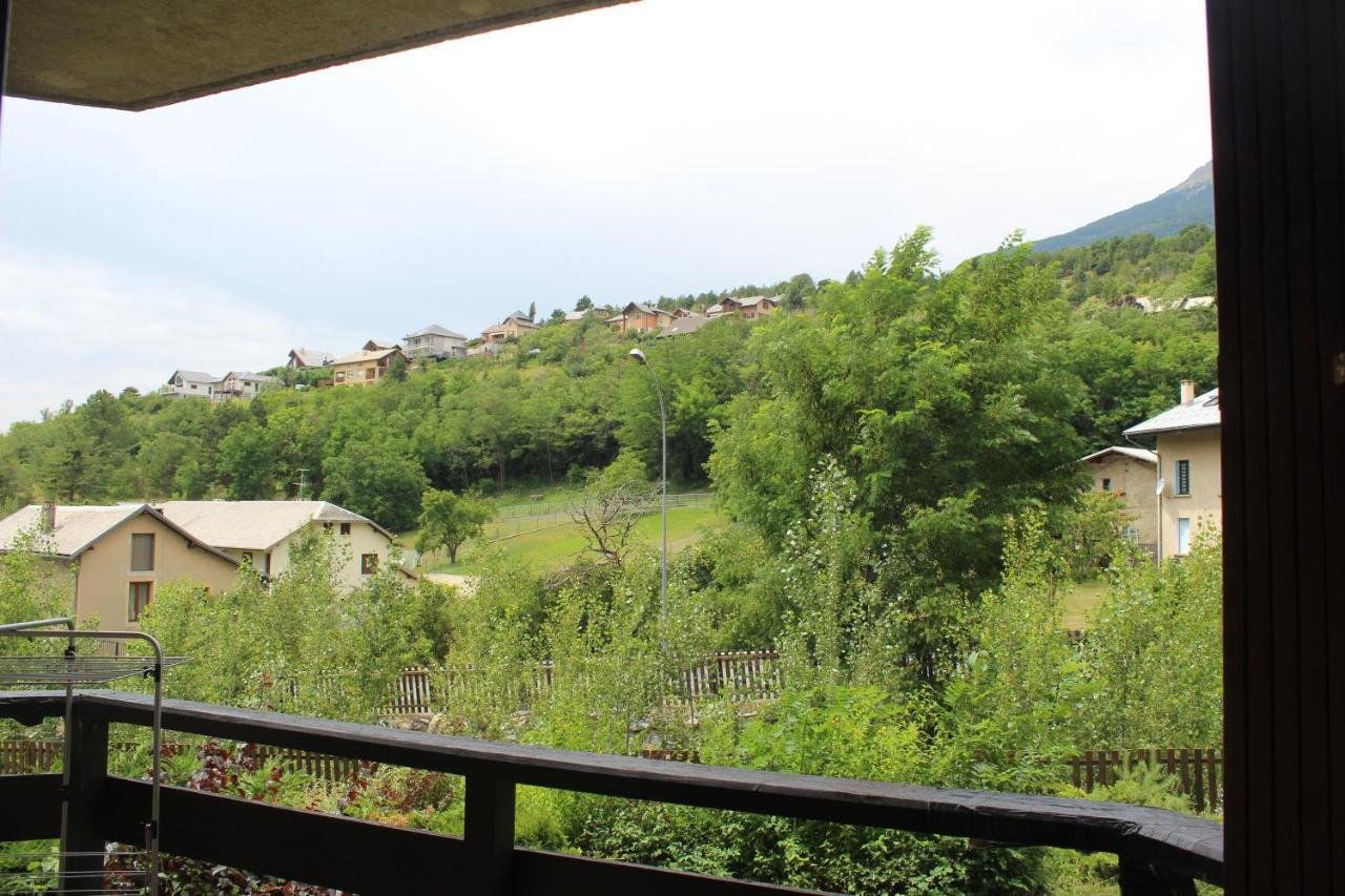 Appartement Au Calme, A Deux Pas Du Plan D Eau Embrun Exteriér fotografie